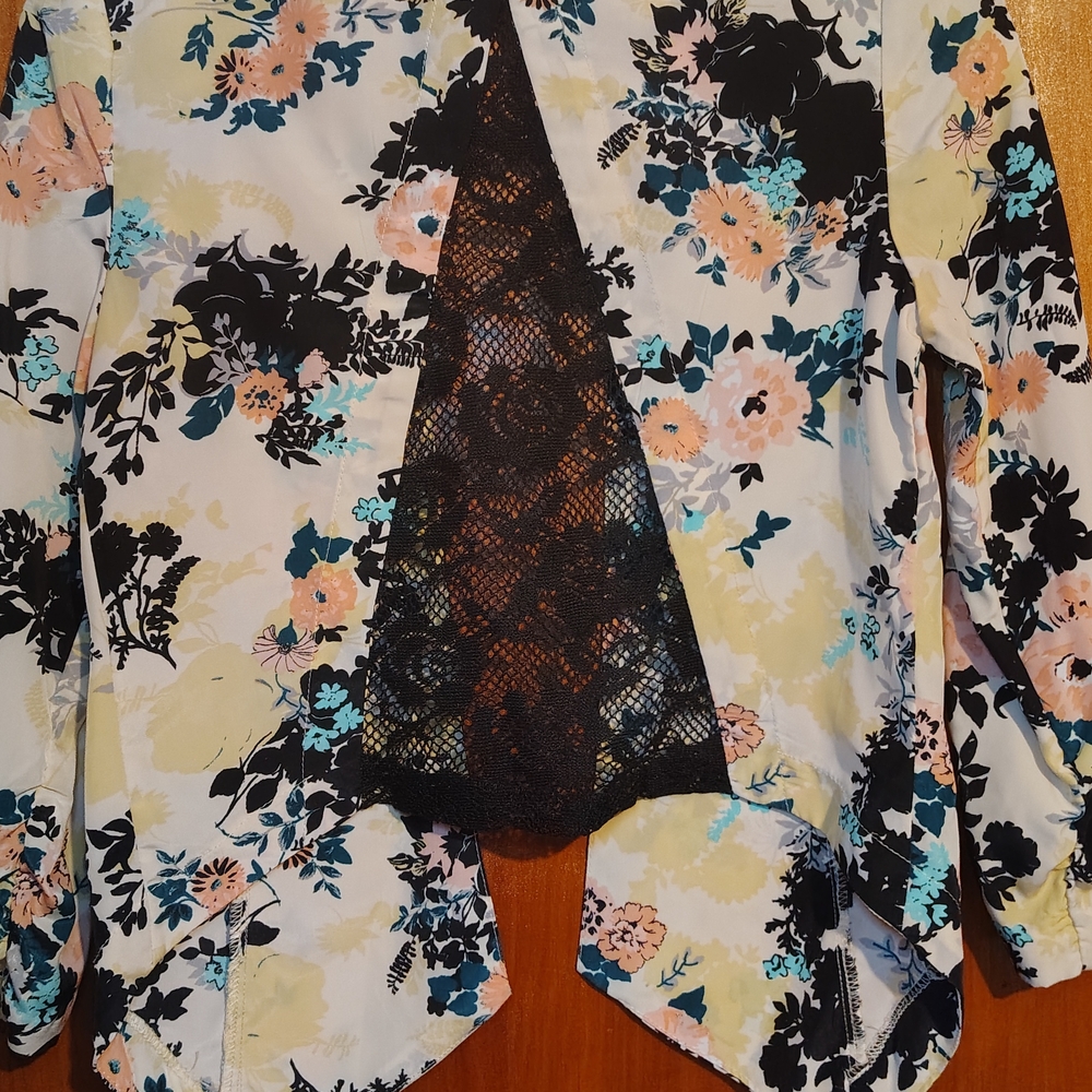 Floral Lace Accent Blouse